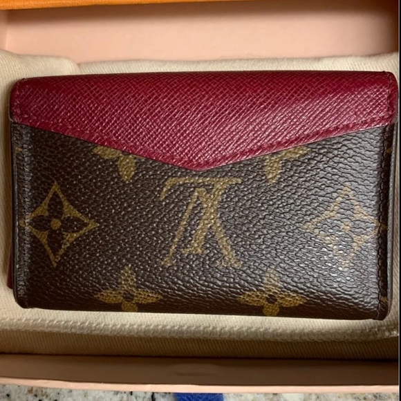 ❌SOLD❌Louis Vuitton Multi Sarah MNG Fuchsia Wallet🌺 - Picture 6 of 12
